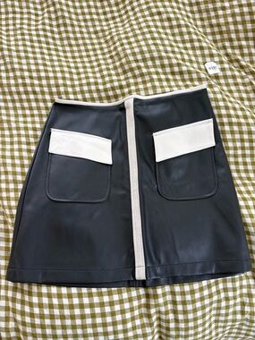 NWT ANTHROPOLOGIE Black Faux Leather A-Line Skirt with White Trim and Pockets